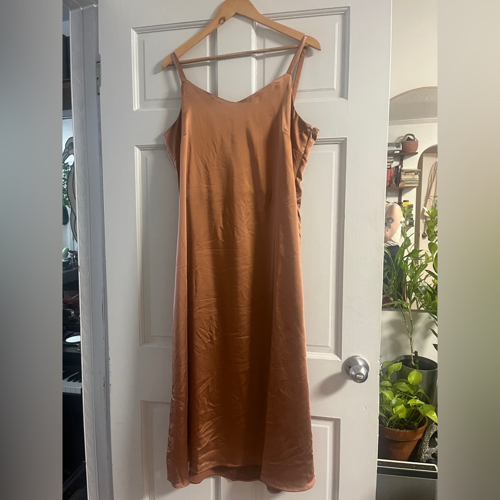 Silky bronze long dress with straps